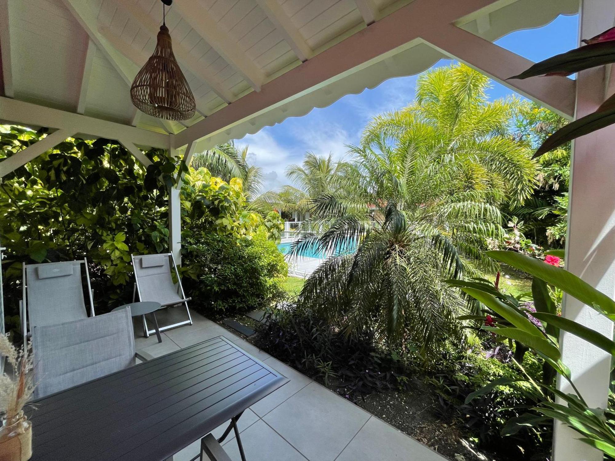 Hotel & Villa Le Cocotel Saint-Francois  Rum bild