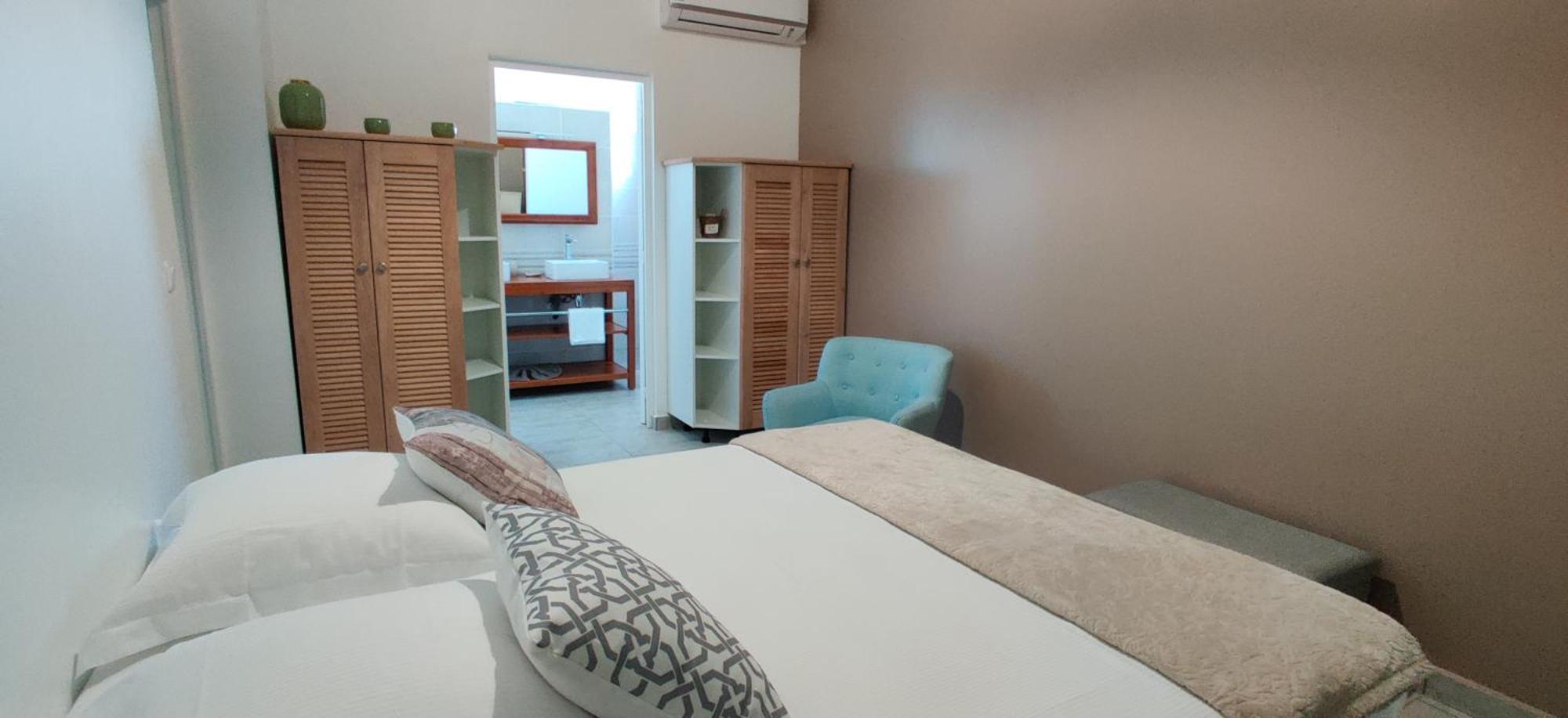 Hotel & Villa Le Cocotel Saint-Francois  Rum bild
